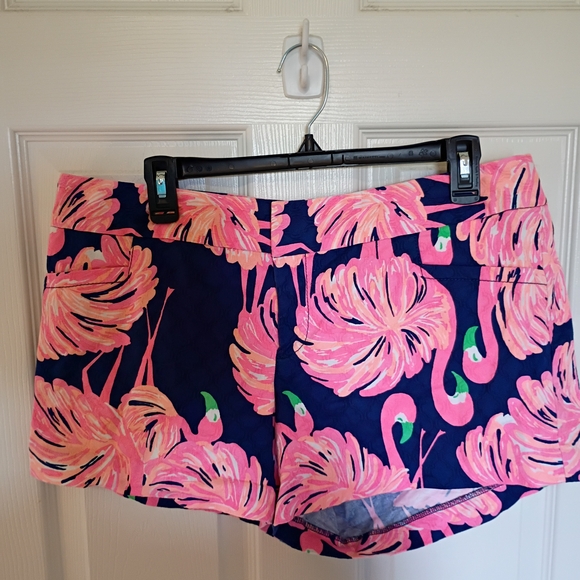 Lilly Pulitzer Very Bright Flamingo Shorts EUC Sz 12 - Picture 1 of 4